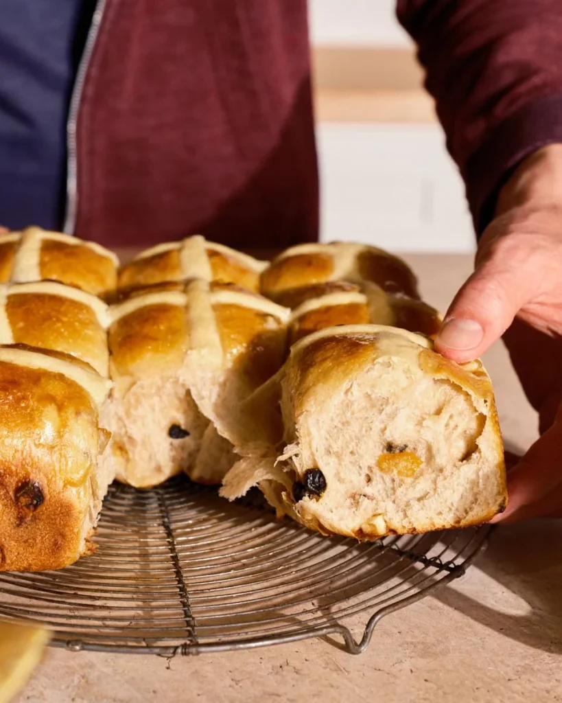 The Golden Age of Sourdough Hot Cross Buns: A Tangzhong Transformation for Unparalleled Softness