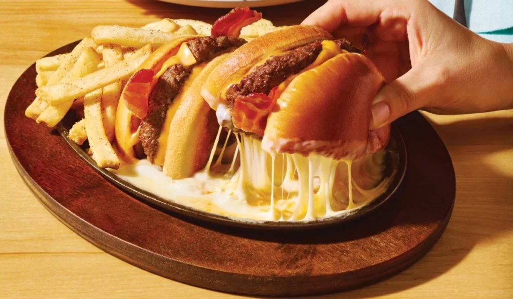 Dine Brands Accelerates Dual-Brand Strategy as Applebee’s and IHOP Convergence Drives Record Sales and Franchisee Interest