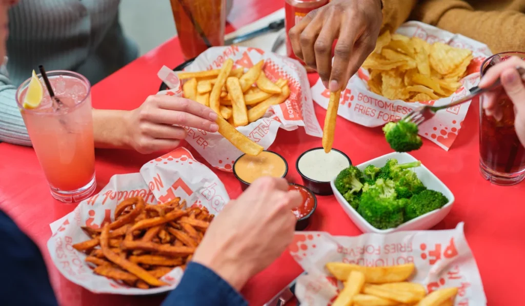Red Robin Navigates Casual Dining Challenges with First Choice Turnaround Strategy and Operational Efficiency Gains