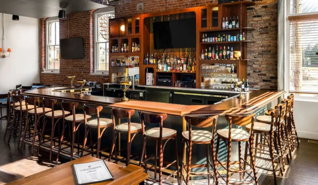 The Evolution of Full-Service Restaurant Media and the Strategic Shift Toward Independent and NextGen Hospitality Groups